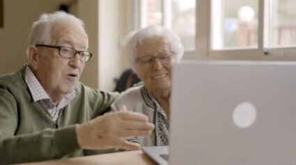 Médico Geriatra Virtual: Comodidad, Cuidado y Conexión