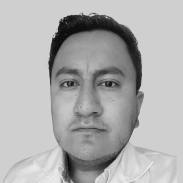 Dr. Esteban Cruz Martínez