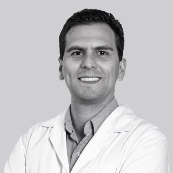Dr. César Omar Vargas Serafín