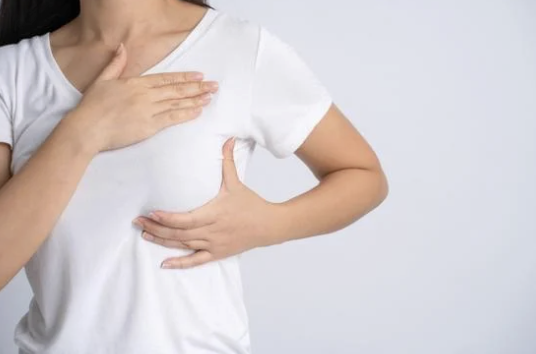 Lee más sobre el artículo Autoexploración Mamaria: detectar a tiempo puede salvar tu vida