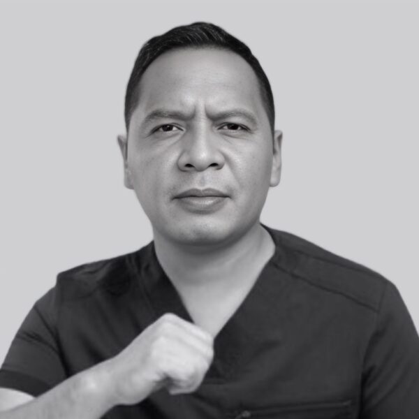 Dr. Eduardo Martínez Aquino